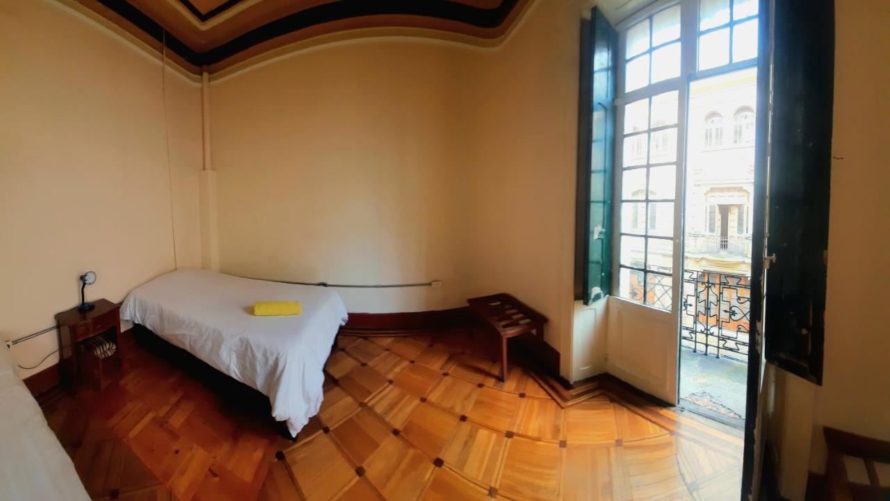 Hostal R10 Bogotá Eksteriør billede
